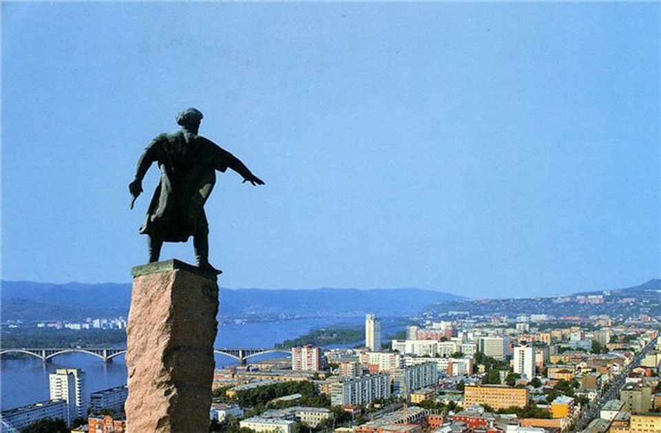 Памятник воеводе Андрею Дубенскому